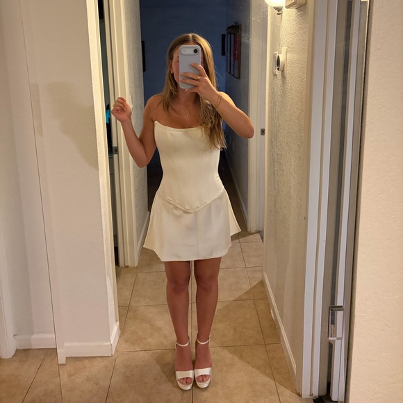 Custom bridal corset and skirt set - Picture 6 of 6